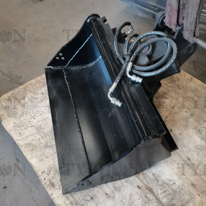 2.5-Ton-Excavator-Attachment-Hydraulic-Tilt-Bucket-800mm-scaled-1.webp 2.5-Ton-Excavator-Attachment-Hydraulic-Tilt-Bucket-800mm-scaled-1.webp