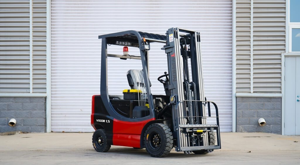 2025-TYPHON-VIGOR-1.5-Electric-5.jpg 2025-TYPHON-VIGOR-1.5-Electric-5.jpg