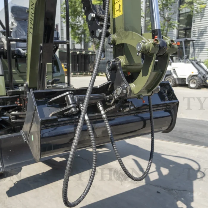 800mm-Tilting-Bucket-Attachment-For-2-3-ton-Mini-Excavator-Hyd-Digging-Bucket6.webp 800mm-Tilting-Bucket-Attachment-For-2-3-ton-Mini-Excavator-Hyd-Digging-Bucket6.webp