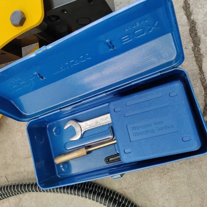 Hydraulic-Break-Hammer-Attachment-for-Mini-Digger-USA8-scaled-1.jpg