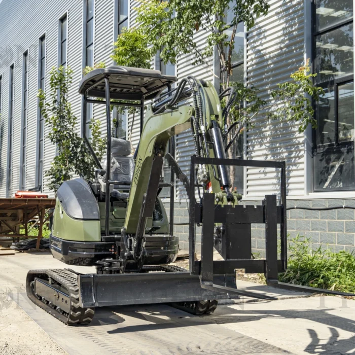 Pallet-Fork-Attachment-for-2.5-3-ton-Mini-Excavator5.webp