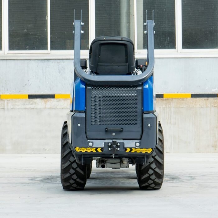 TYPHON-Wheel-Loader-with-Kubota-D1105-engine7-1.jpg TYPHON-Wheel-Loader-with-Kubota-D1105-engine7-1.jpg