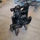 Wide-Opening-Grabber-For-2-to-3.5-ton-Diggers1-scaled-1.jpg