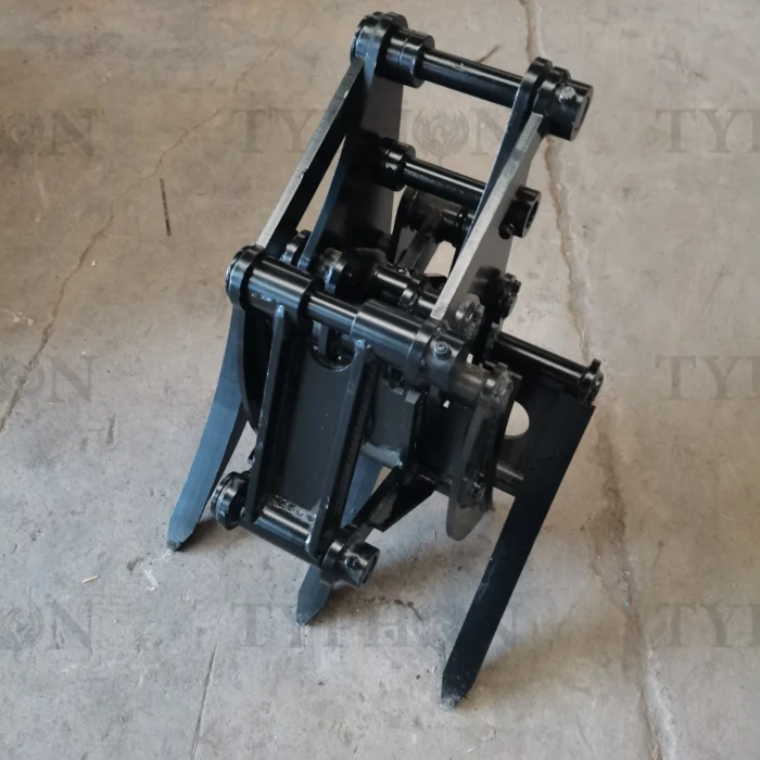 Wide-Opening-Grabber-For-2-to-3.5-ton-Diggers7-scaled-1.webp