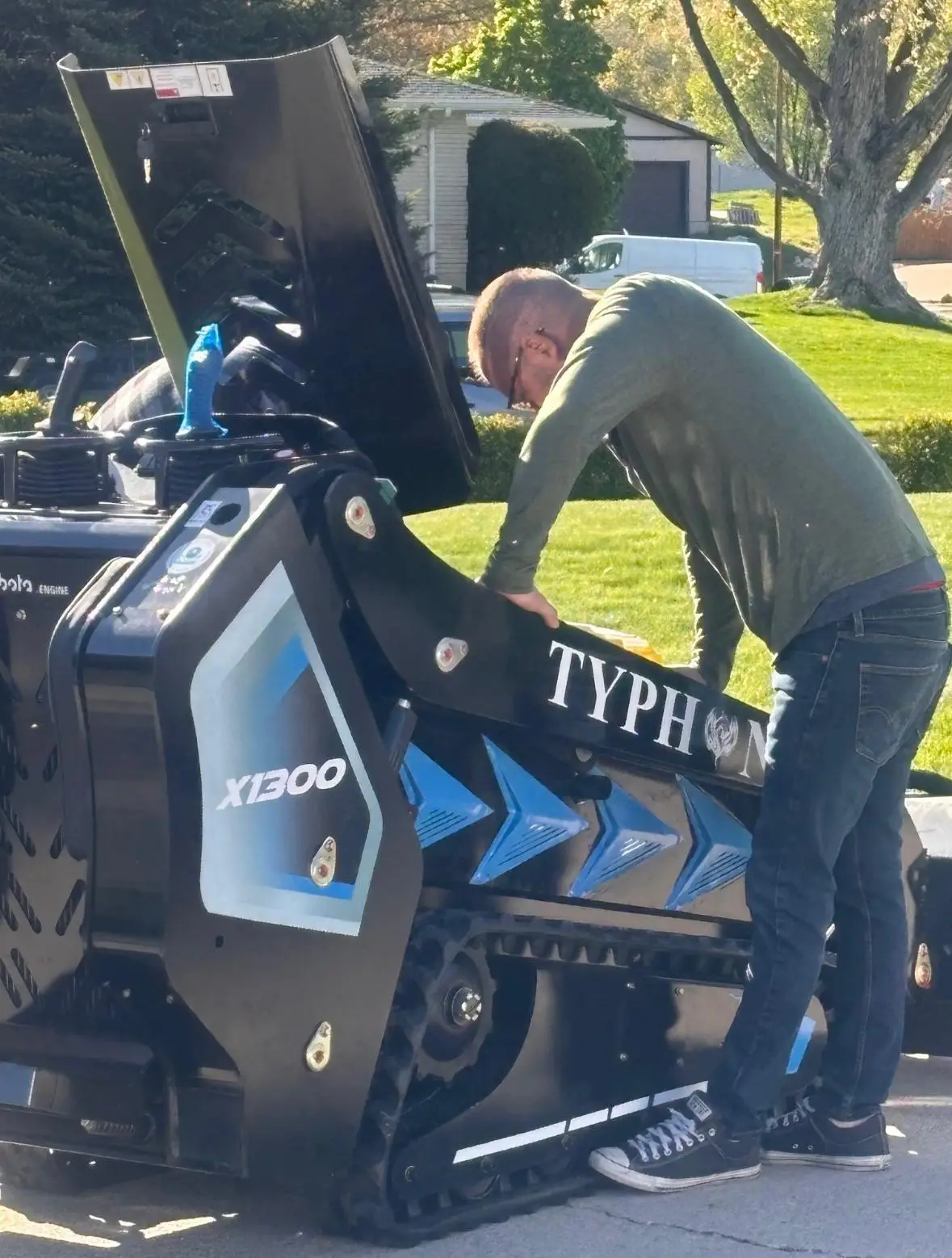 Compact Machinery